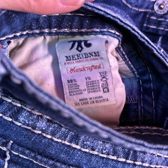 Ladies MEK Denim Low-Rise Capri - Picture 4 of 9